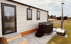 Erins Lakes & Lodges